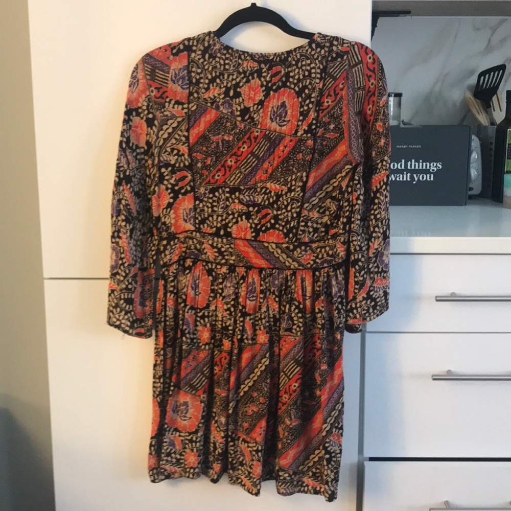 Dress - Picture 2 of 3